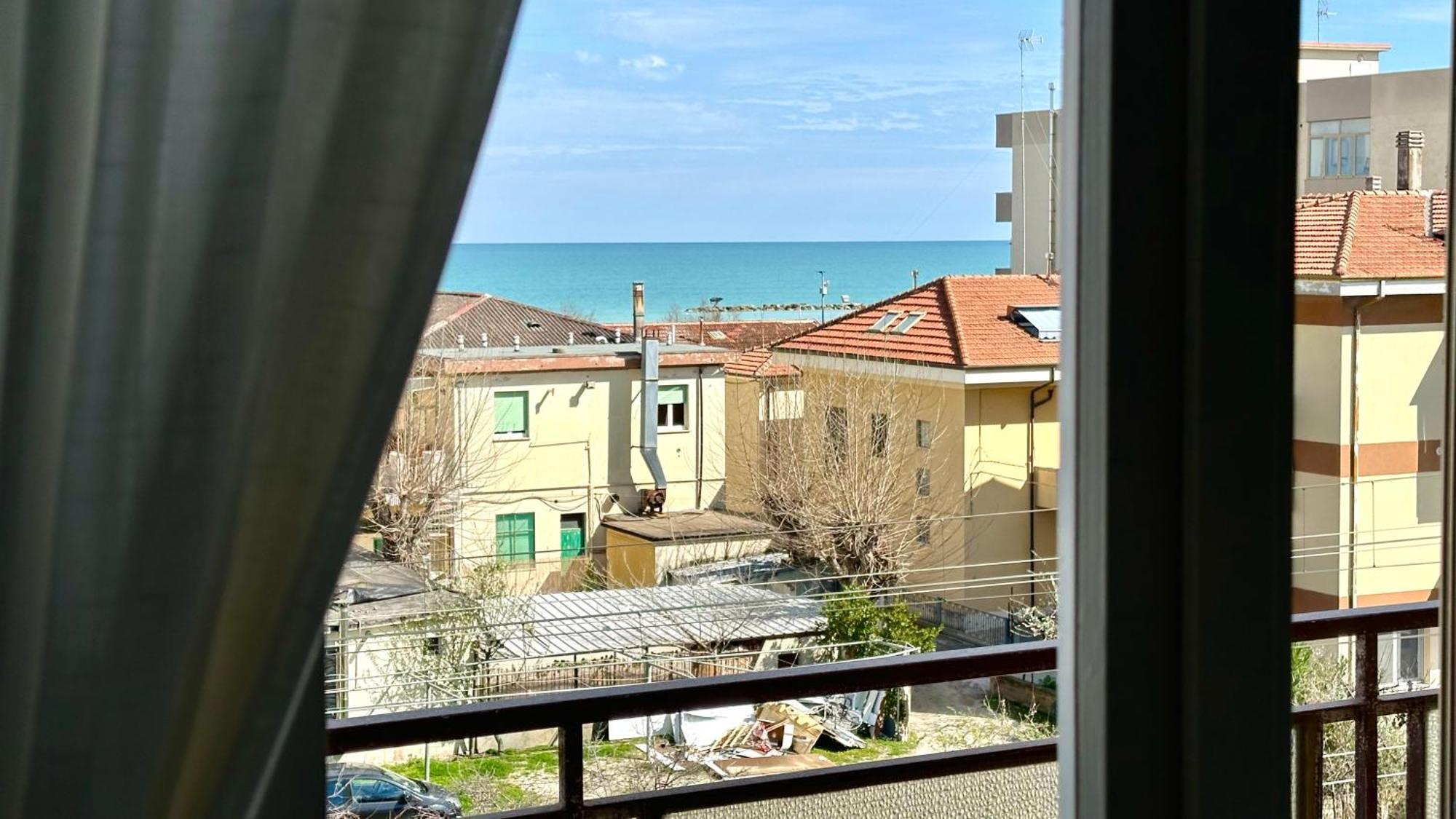 Se041 - Senigallia, Quadrilocale Accessoriato A 150Mt Dal Mare Екстер'єр фото